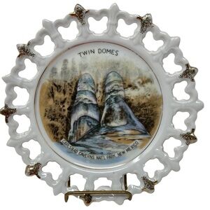 Vintage Twin Dunes Carlsbad Caverns Souvenir Plate 8”